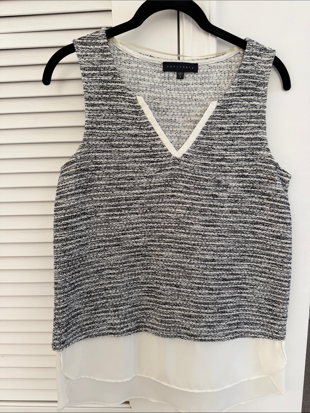 Sanctuary Black and White Textured Knit Shell with Layered Chiffon Hem